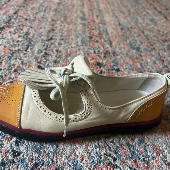 Chanel loafers - Picture 2 of 5